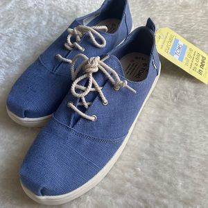 Toms canvas sneakers (youth sz 5.5/ women sz 7)